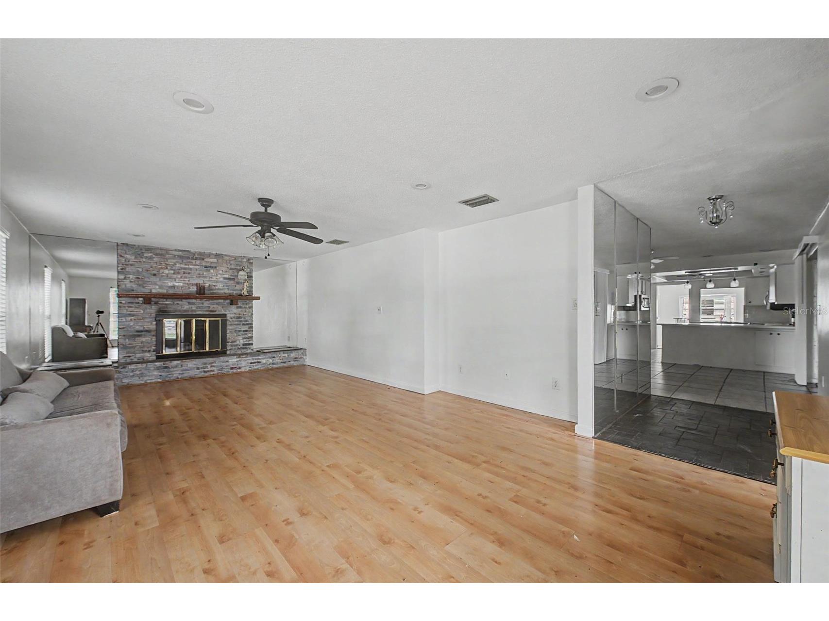 1647 Summerdale Drive S Clearwater FL 33764 TB8514769 image6