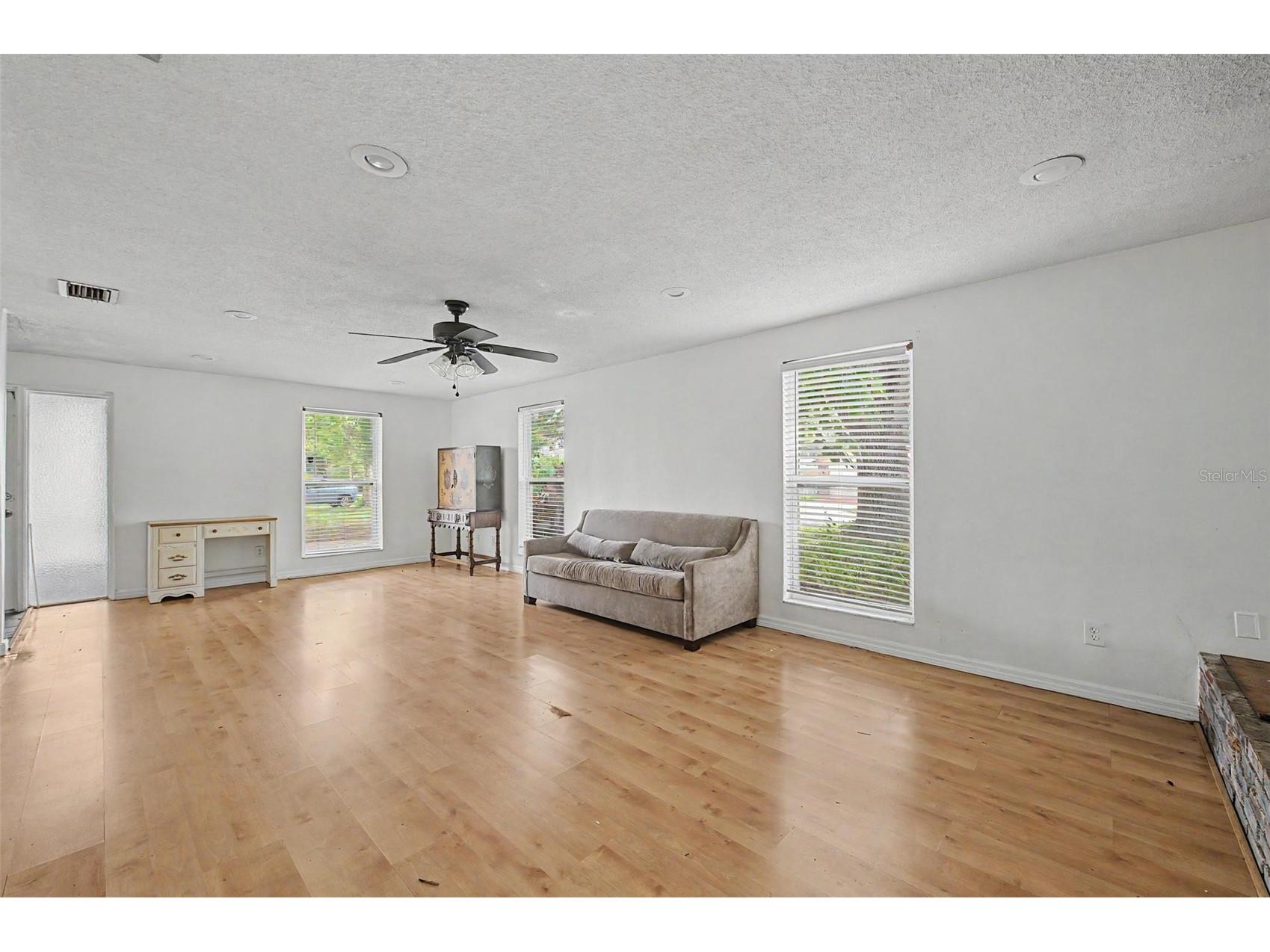 1647 Summerdale Drive S Clearwater FL 33764 TB8514769 image9
