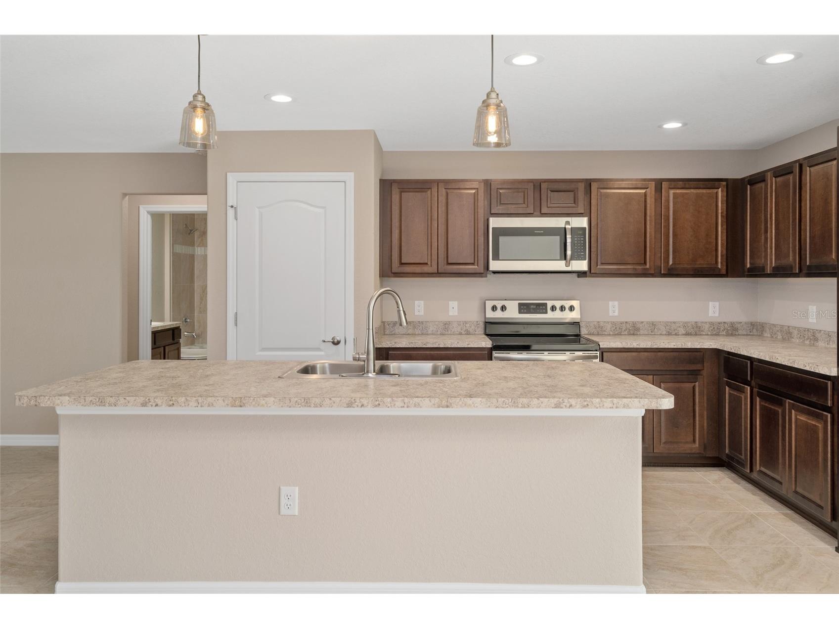 16476 Kakawi Road Brooksville FL 34614 W7885867 image7