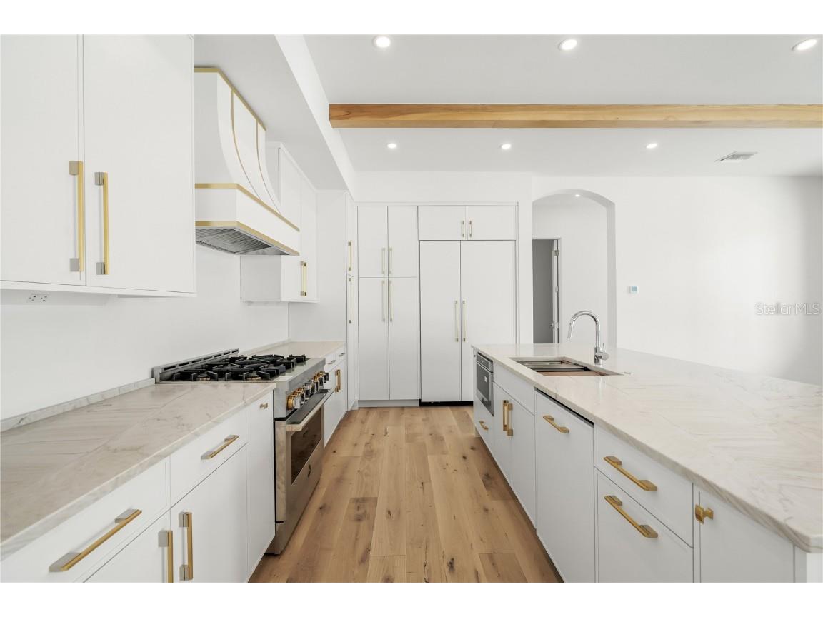 1648 Bonita Lane Sarasota FL 34239 A4664044 image13