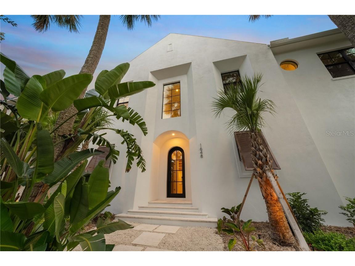1648 Bonita Lane Sarasota FL 34239 A4664044 image2