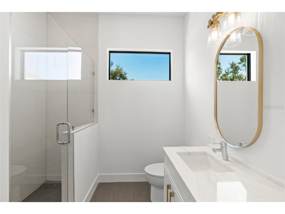 1648 Bonita Lane Sarasota FL 34239 A4664044 image32