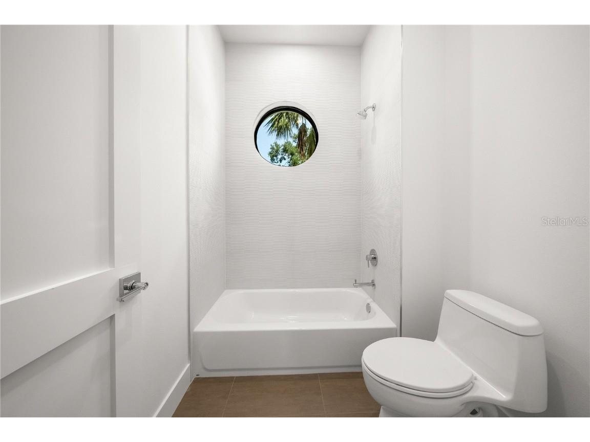 1648 Bonita Lane Sarasota FL 34239 A4664044 image37