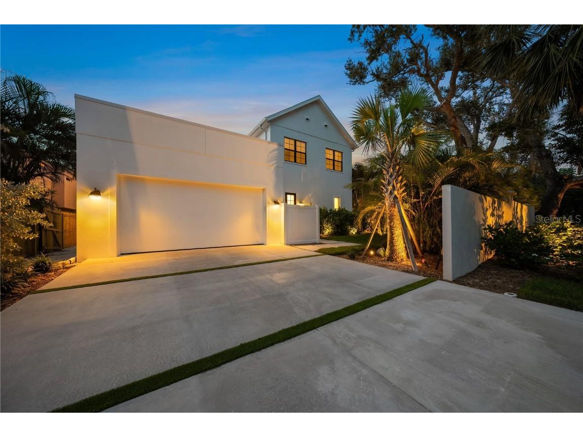 1648 Bonita Lane Sarasota FL 34239 A4664044 image48