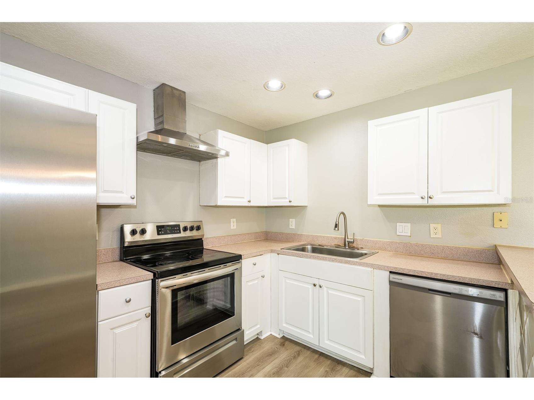 1648 Harbor Oaks Drive Tarpon Springs FL 34689 TB8507810 image13