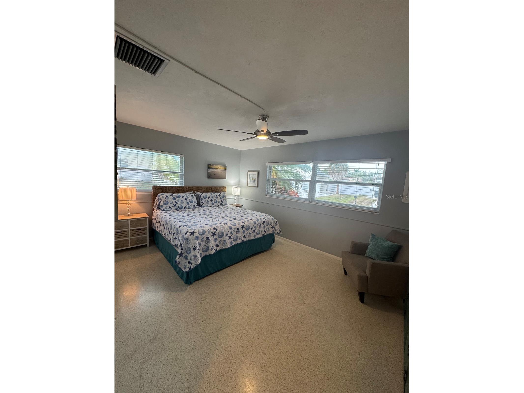 1648 Idle Lane Sarasota FL 34231 A4680338 image27