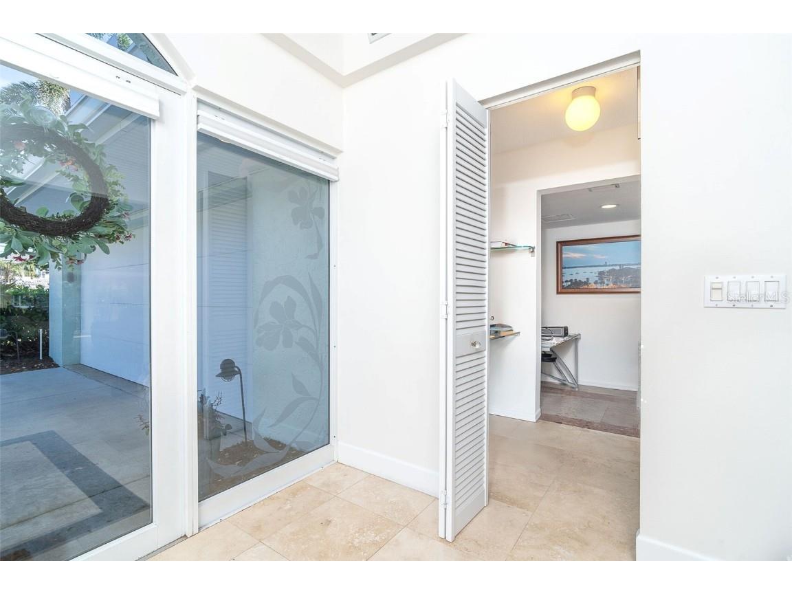 1648 Shelburne Lane Sarasota FL 34231 - AQUALANE CANAL D6144951 image6