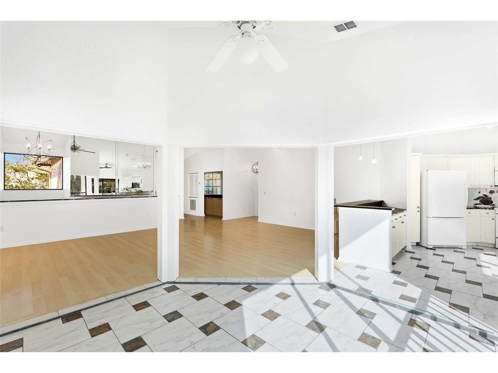 1648 Starling Drive #202 Sarasota FL 34231 A4680410 image14