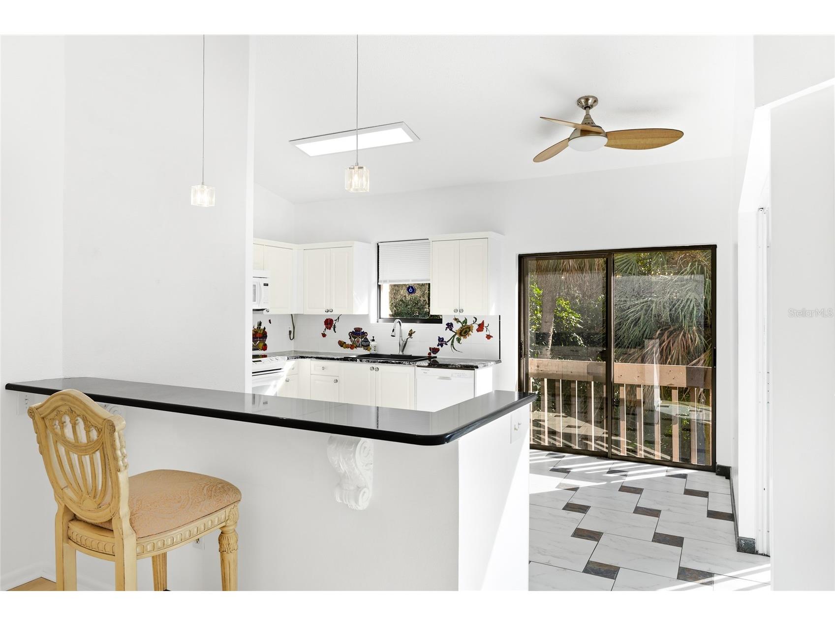 1648 Starling Drive #202 Sarasota FL 34231 A4680410 image15