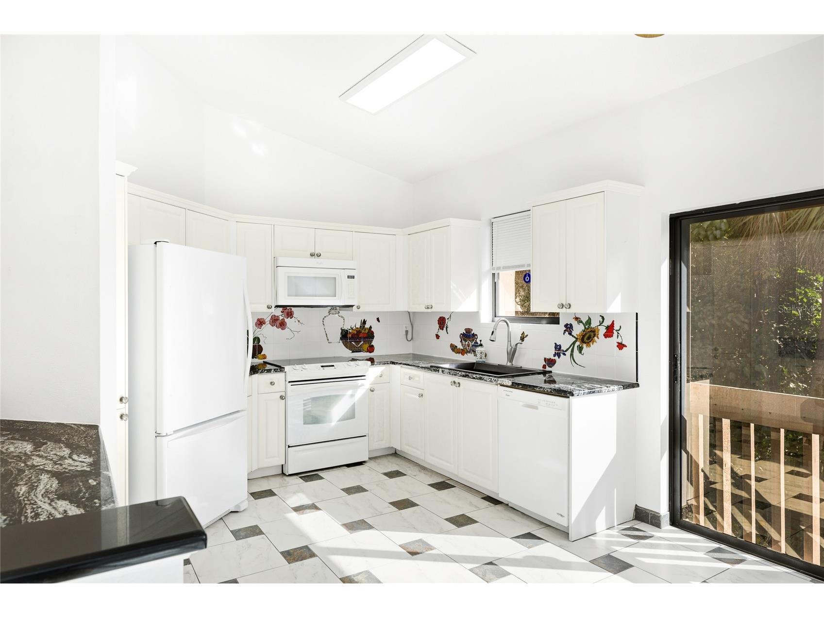 1648 Starling Drive #202 Sarasota FL 34231 A4680410 image16