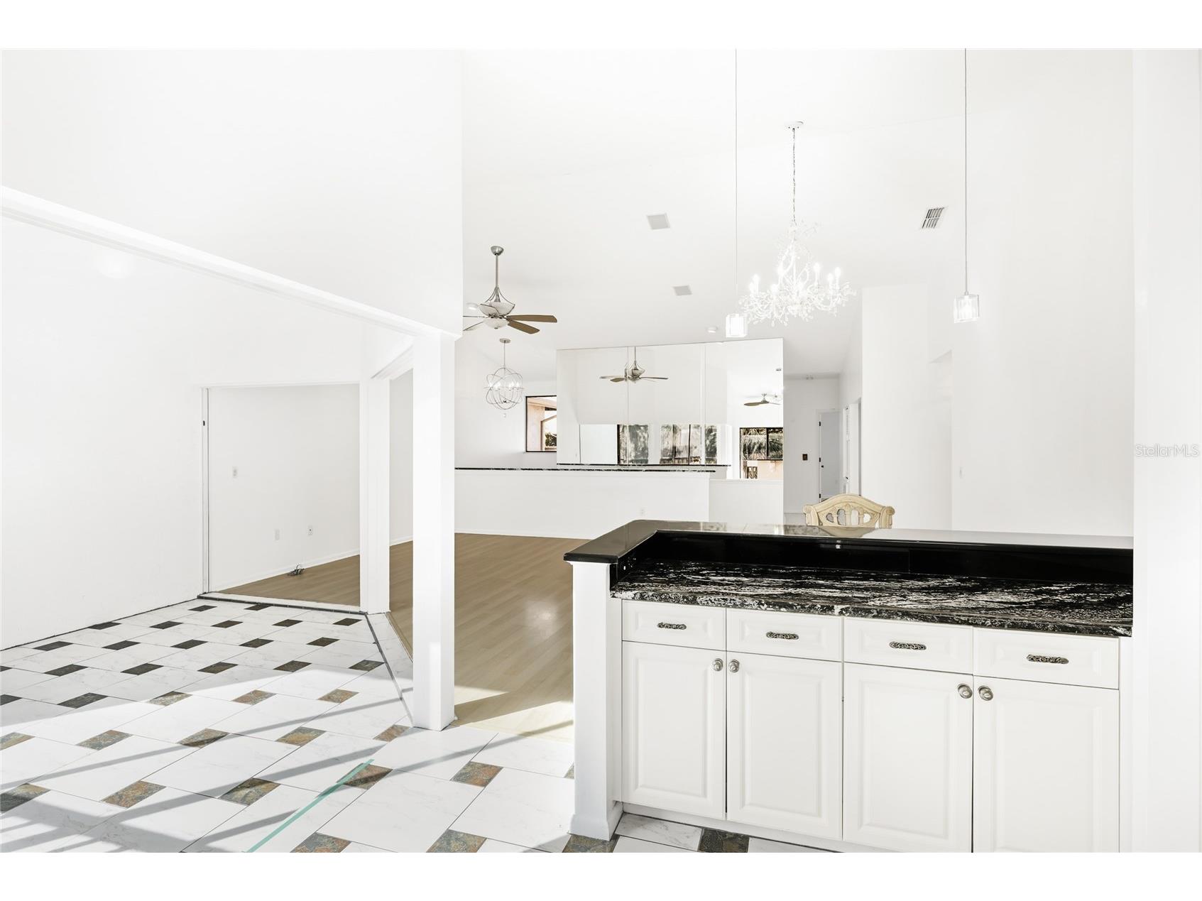 1648 Starling Drive #202 Sarasota FL 34231 A4680410 image17