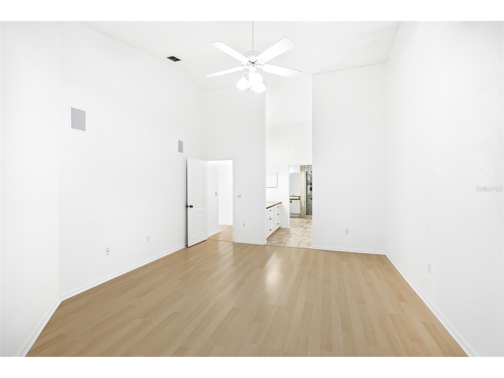 1648 Starling Drive #202 Sarasota FL 34231 A4680410 image21