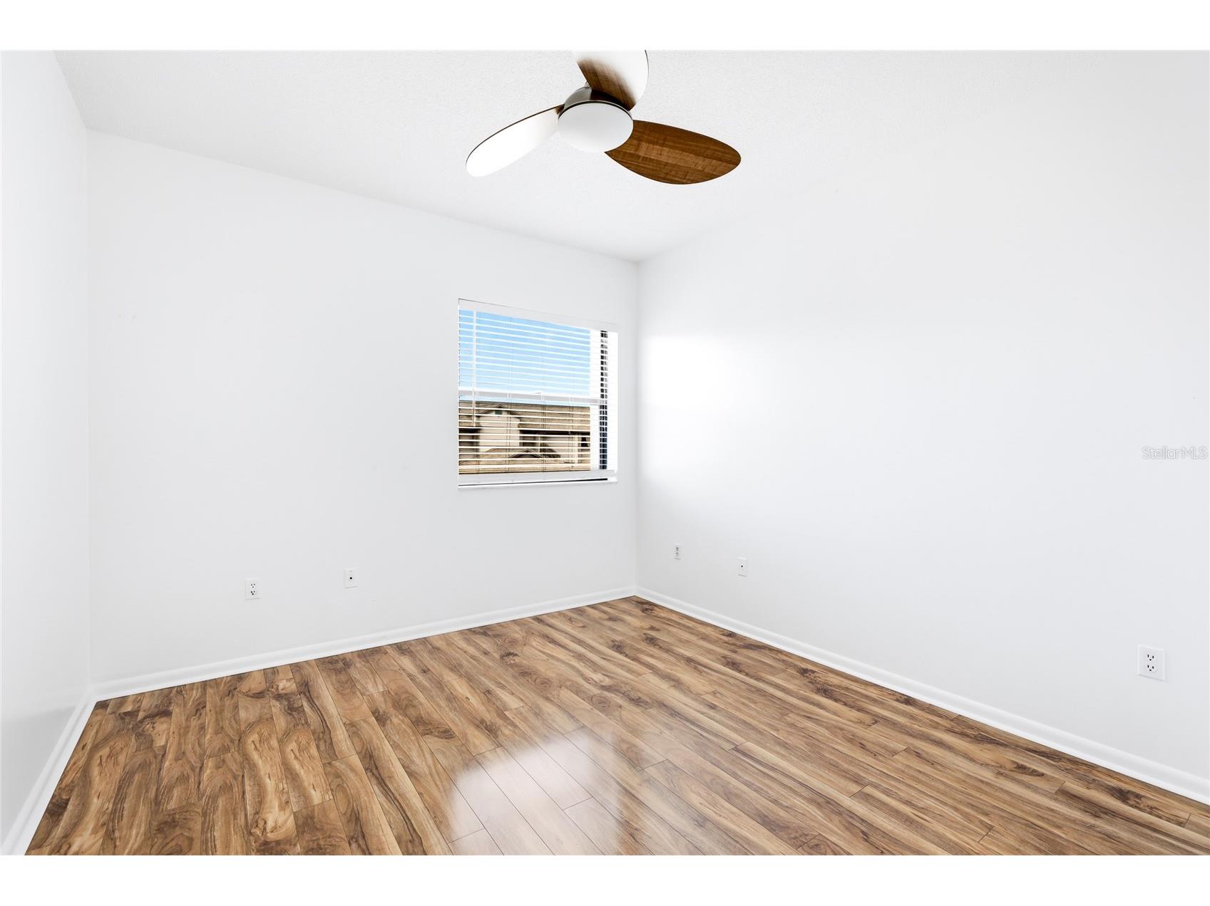 1648 Starling Drive #202 Sarasota FL 34231 A4680410 image25