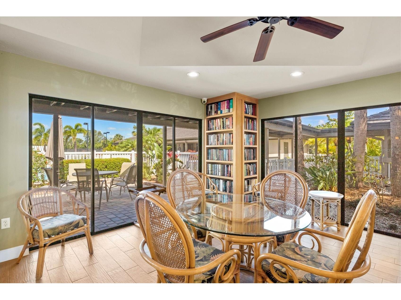 1648 Starling Drive #202 Sarasota FL 34231 A4680410 image44
