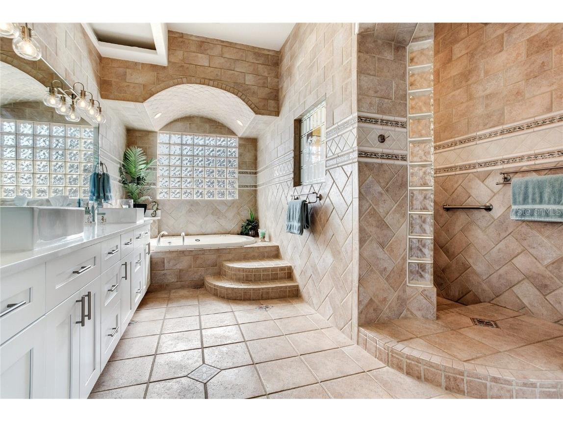 16480 Redington Drive Redington Beach FL 33708 TB8454521 image32