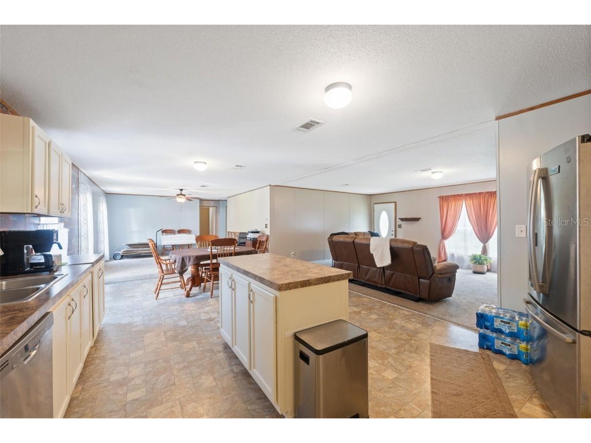 16481 Oakview Drive Brooksville FL 34601 W7879670 image12