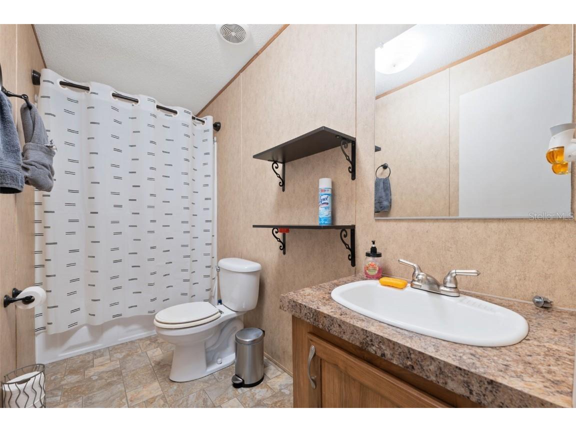 16481 Oakview Drive Brooksville FL 34601 W7879670 image26