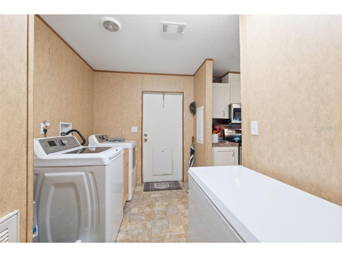 16481 Oakview Drive Brooksville FL 34601 W7879670 image31