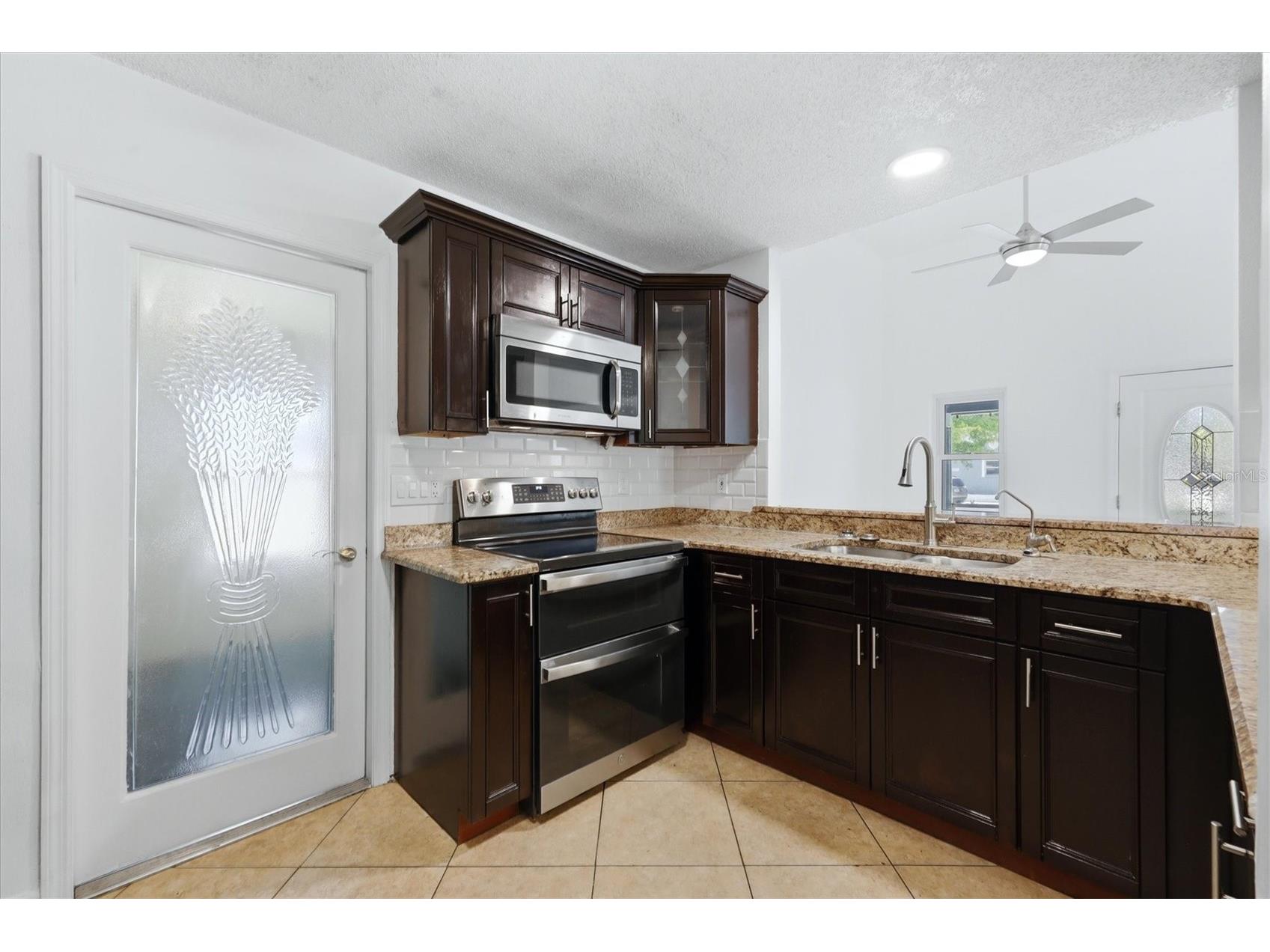 1649 8th Street Sarasota FL 34236 A4695133 image10