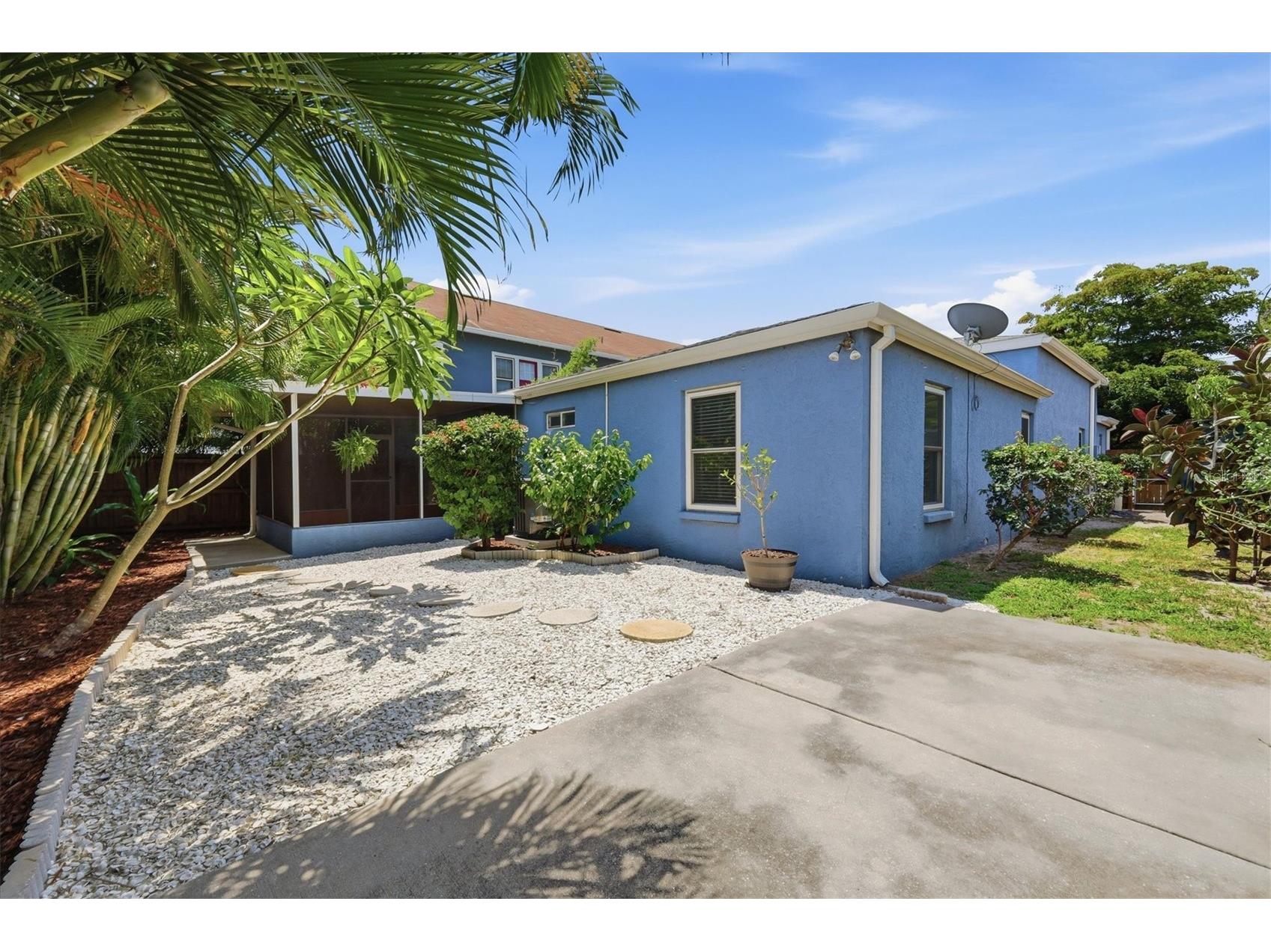 1649 8th Street Sarasota FL 34236 A4695133 image34