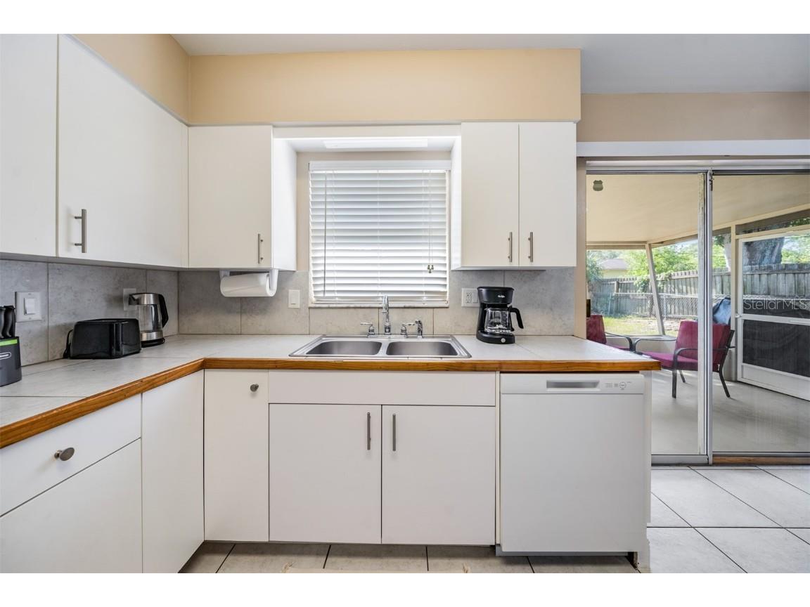 1649 Gladys Street Largo FL 33774 TB8415794 image15