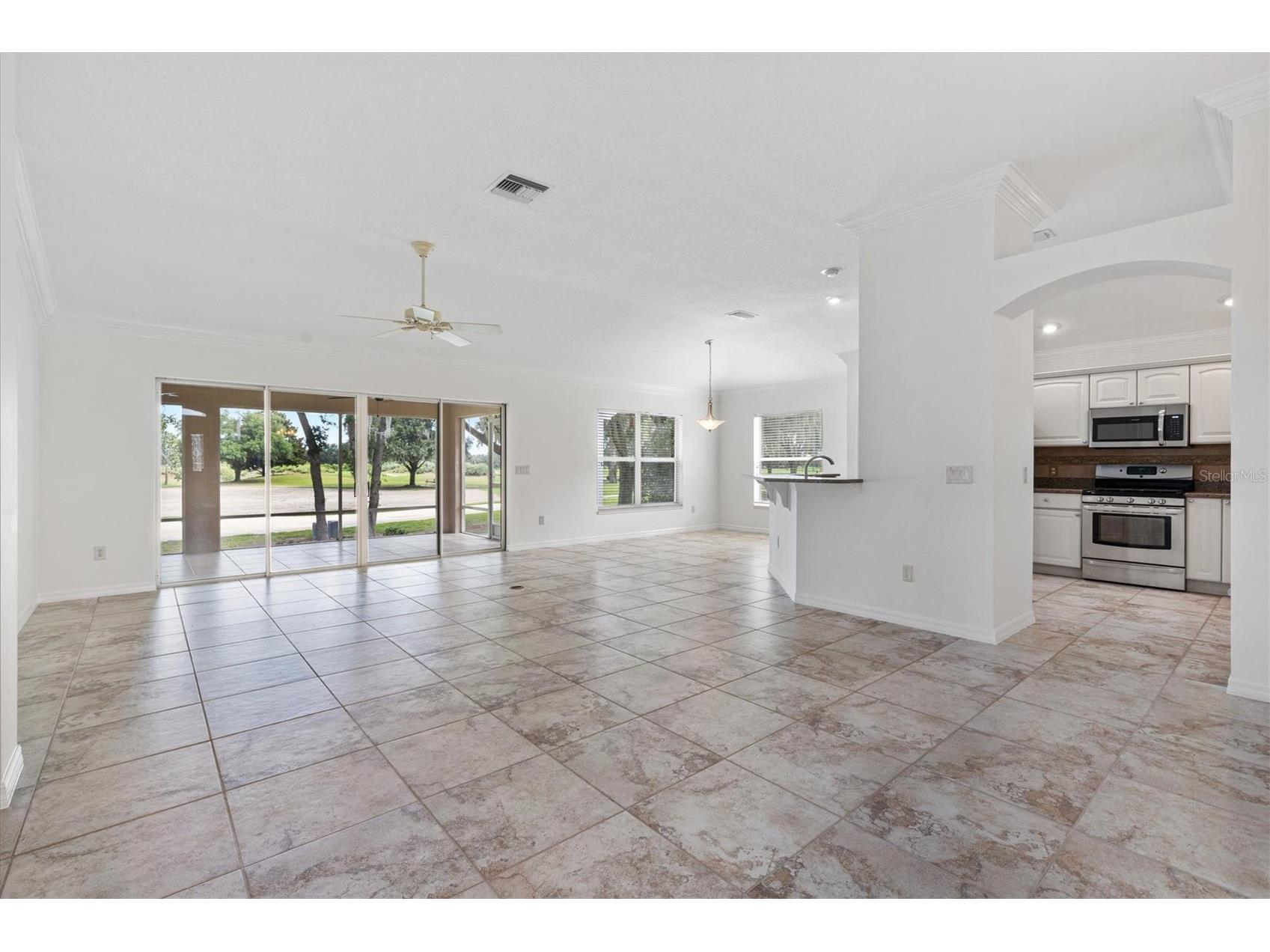 1649 Hartsville Trail The Villages FL 32162 O6414705 image7