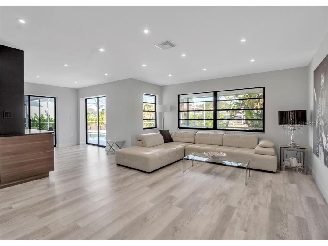 1649 Stanford Lane Sarasota FL 34231 A4609574 image6