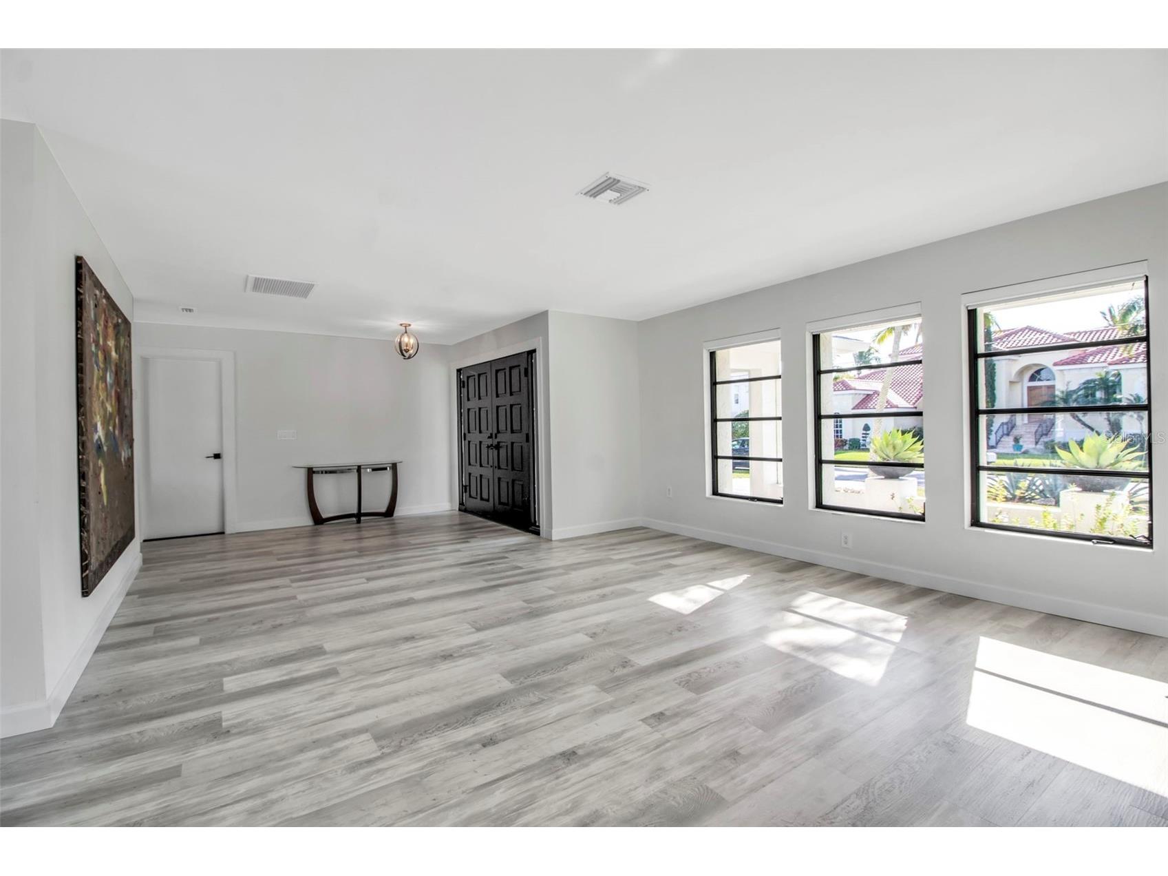 1649 Stanford Lane Sarasota FL 34231 A4671051 image4