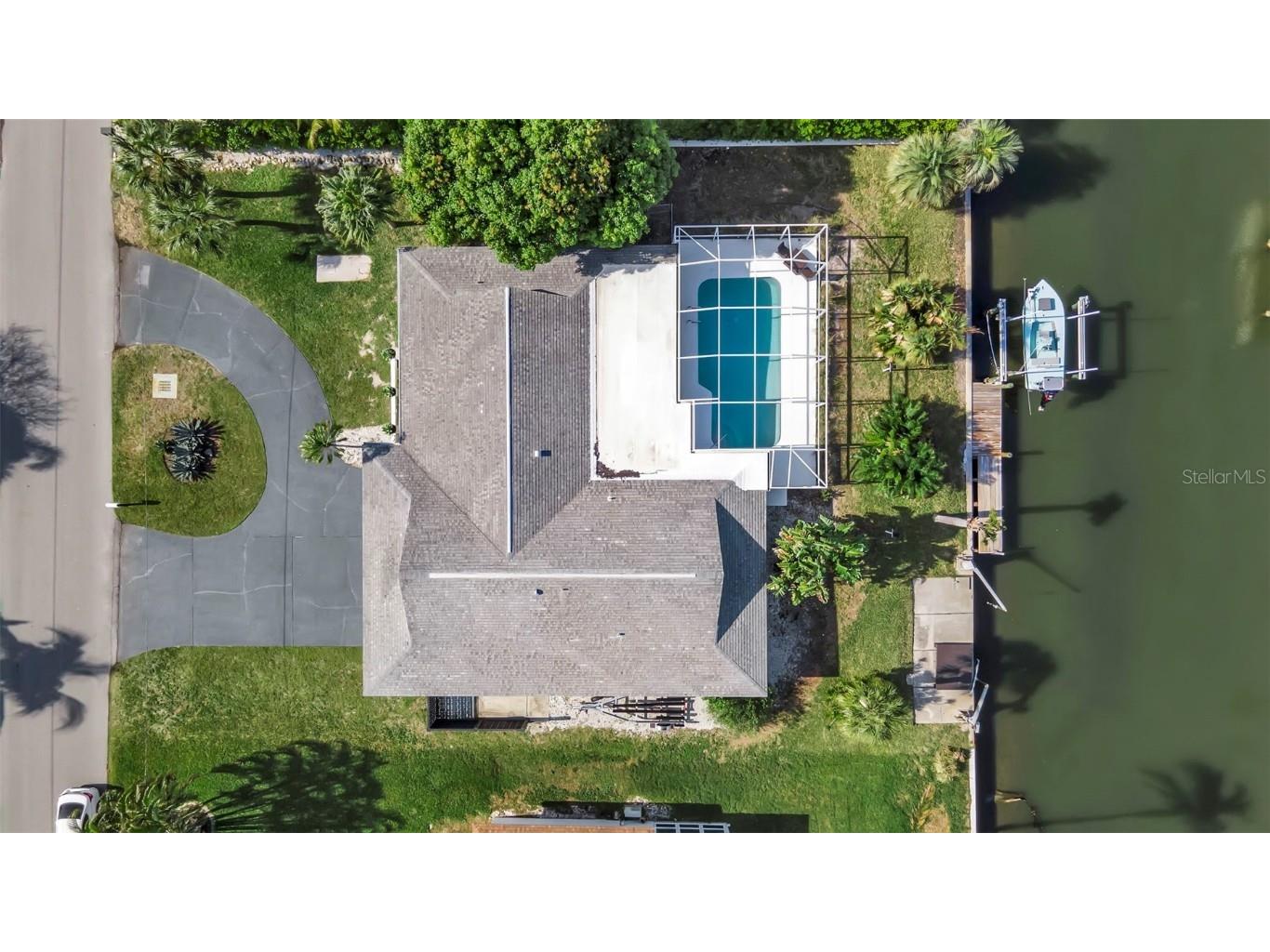 1649 Stanford Lane Sarasota FL 34231 A4671072 image2