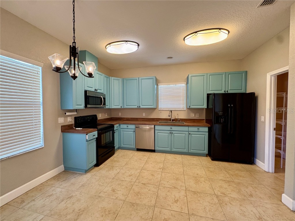 165 Alexander Woods Drive Plant City FL 33563 TB8447846 image5