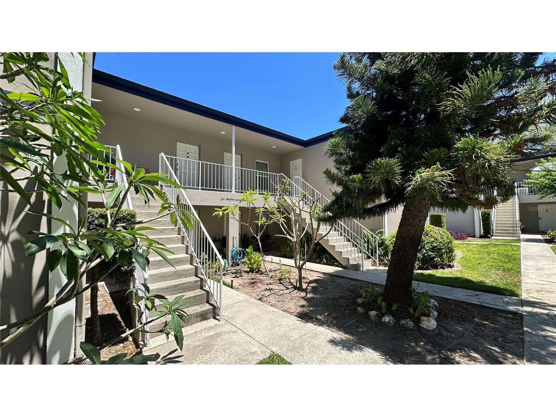 165 Picardy Villa Circle #202 Brandon FL 33510 TB8505798 image1