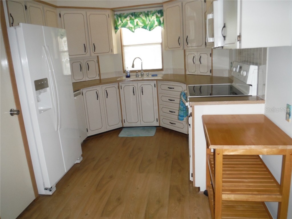 165 Pinewood Terrace #108 Safety Harbor FL 34695 TB8421819 image5