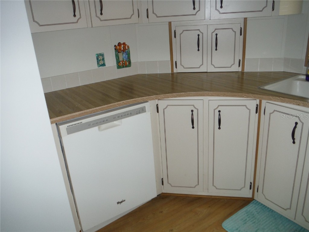 165 Pinewood Terrace #108 Safety Harbor FL 34695 TB8421819 image7