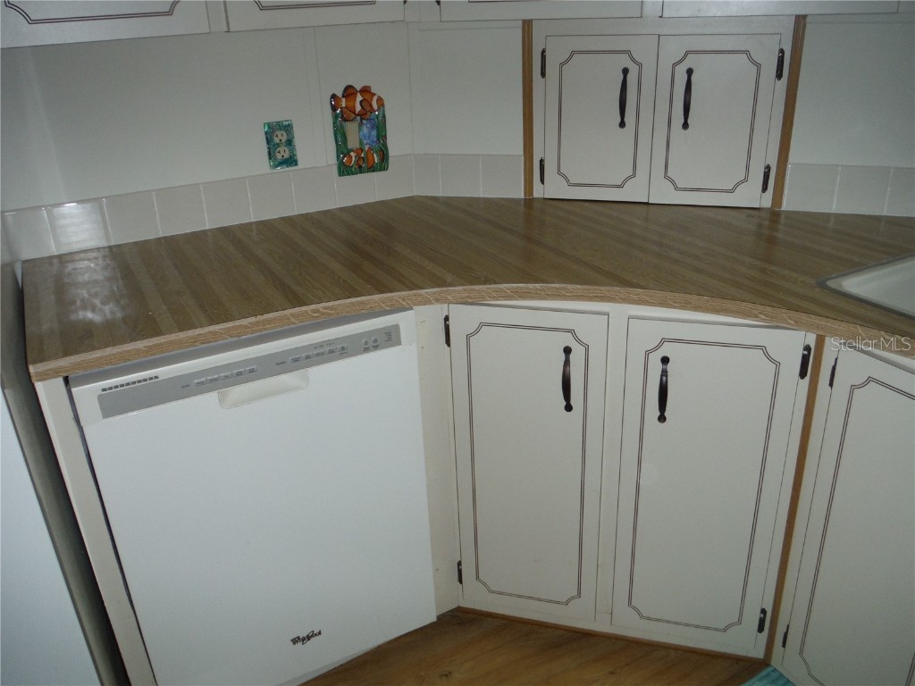 165 Pinewood Terrace #108 Safety Harbor FL 34695 TB8421819 image8