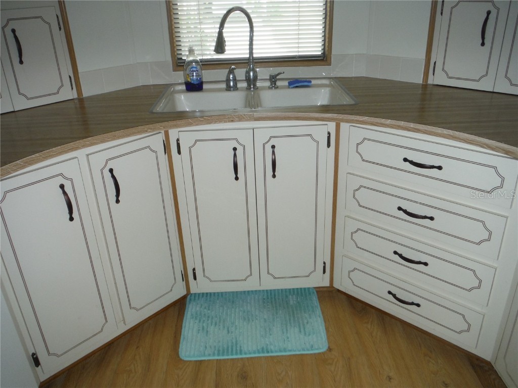 165 Pinewood Terrace #108 Safety Harbor FL 34695 TB8421819 image9