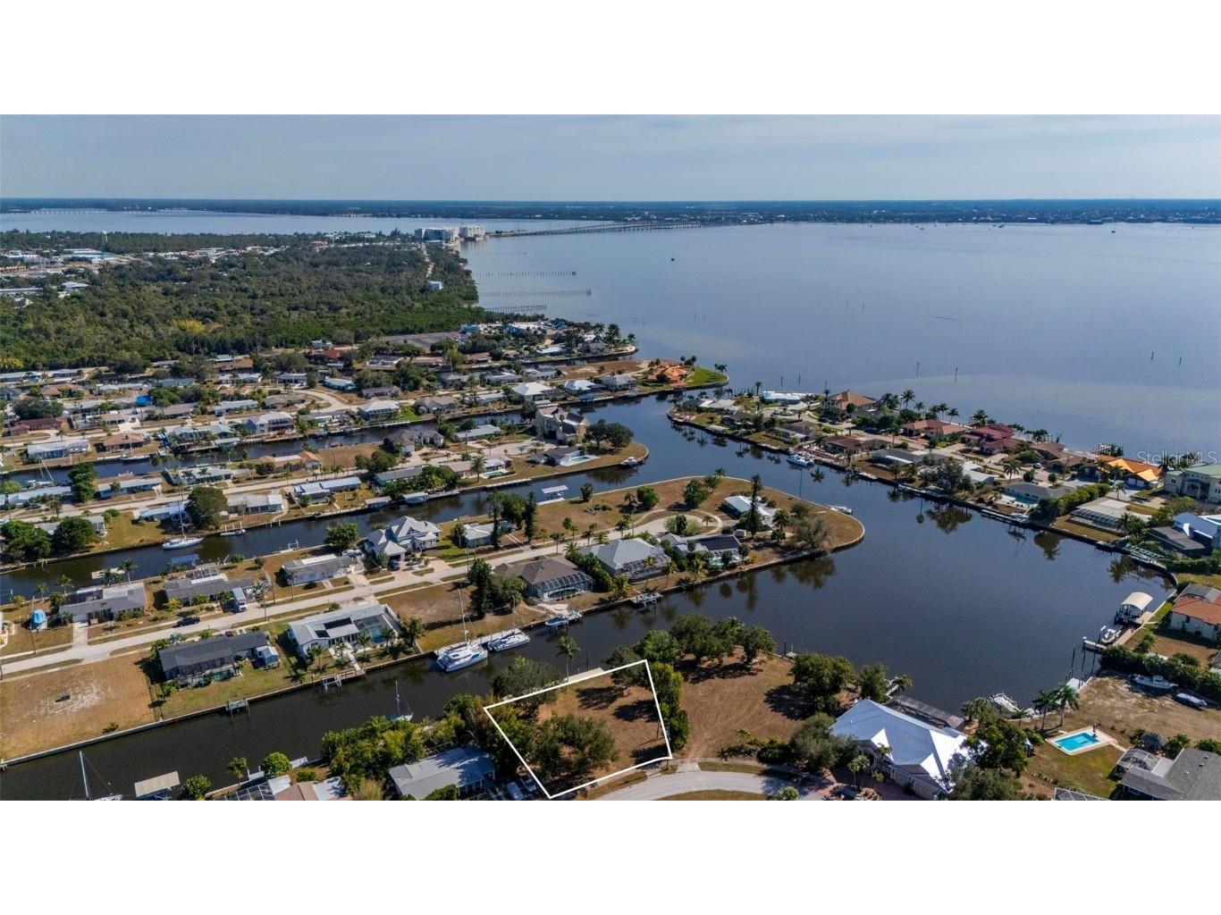 165 Small Street SE Port Charlotte FL 33952 C7518745 image4