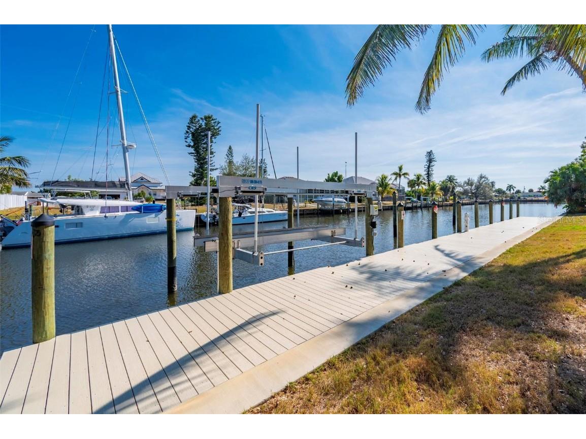165 Small Street SE Port Charlotte FL 33952 C7518745 image5