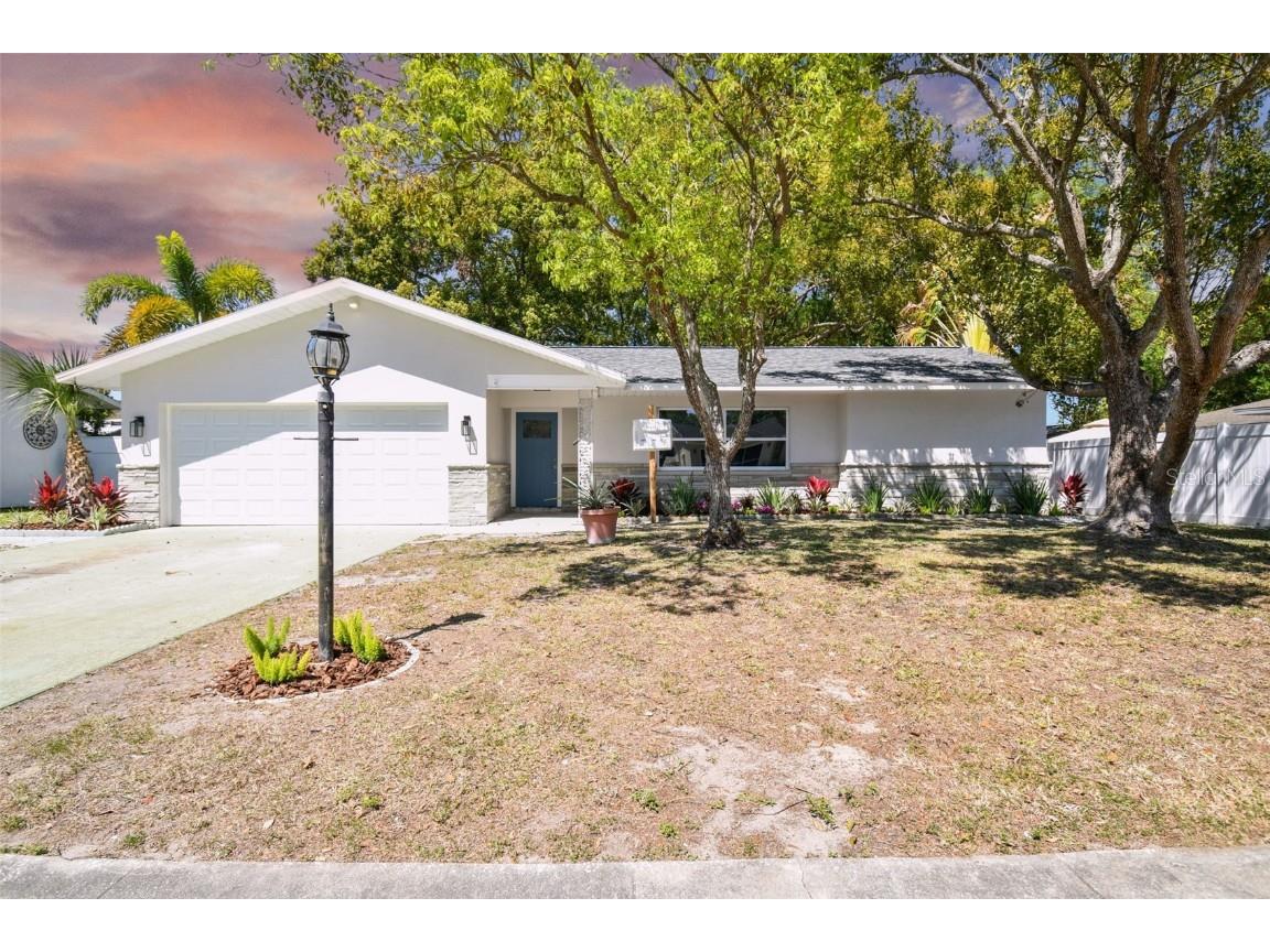 165 Sunward Avenue Palm Harbor FL 34684 U8194815 image1