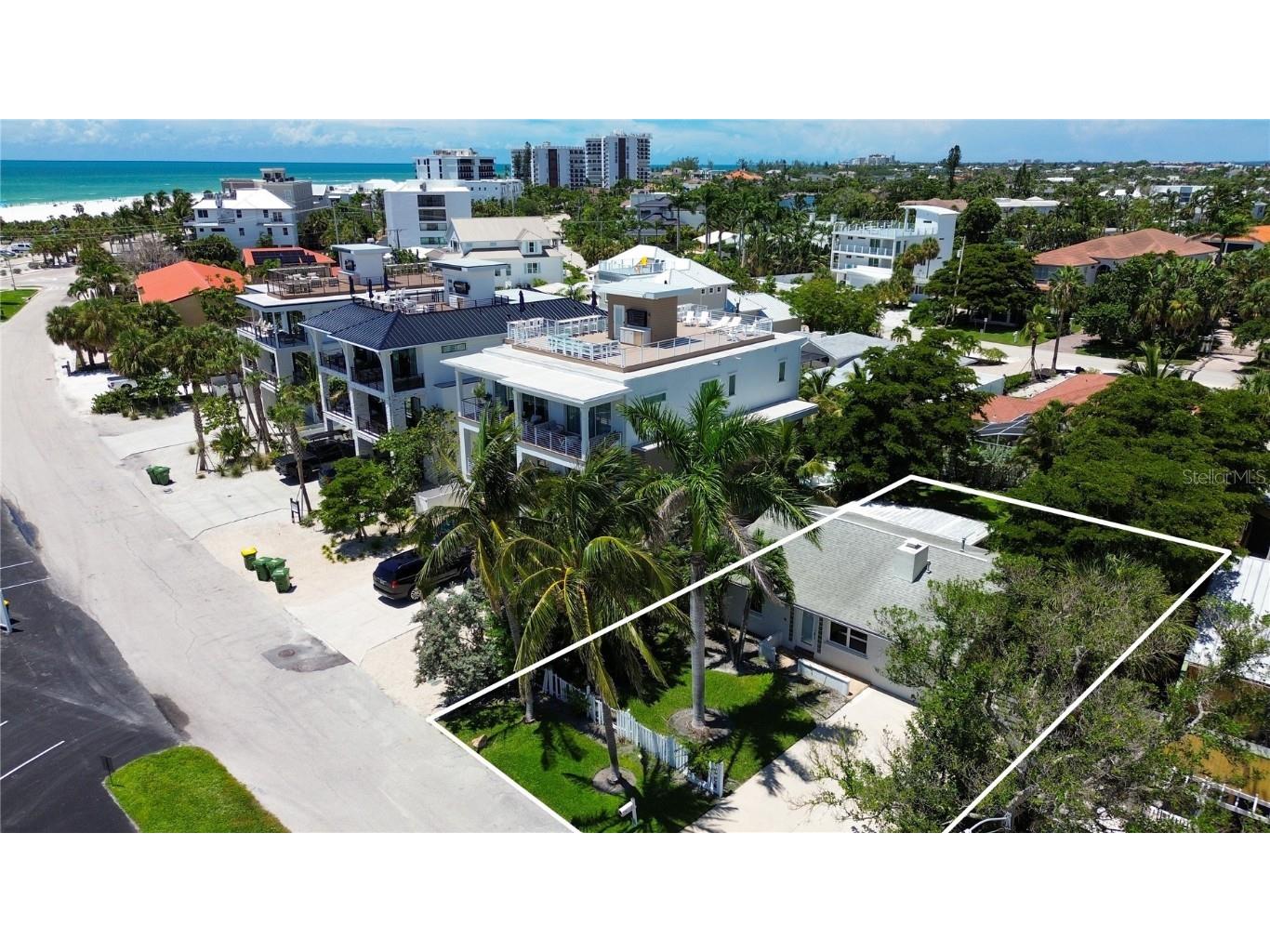 165 Tyler Drive Sarasota FL 34236 A4662203 image6