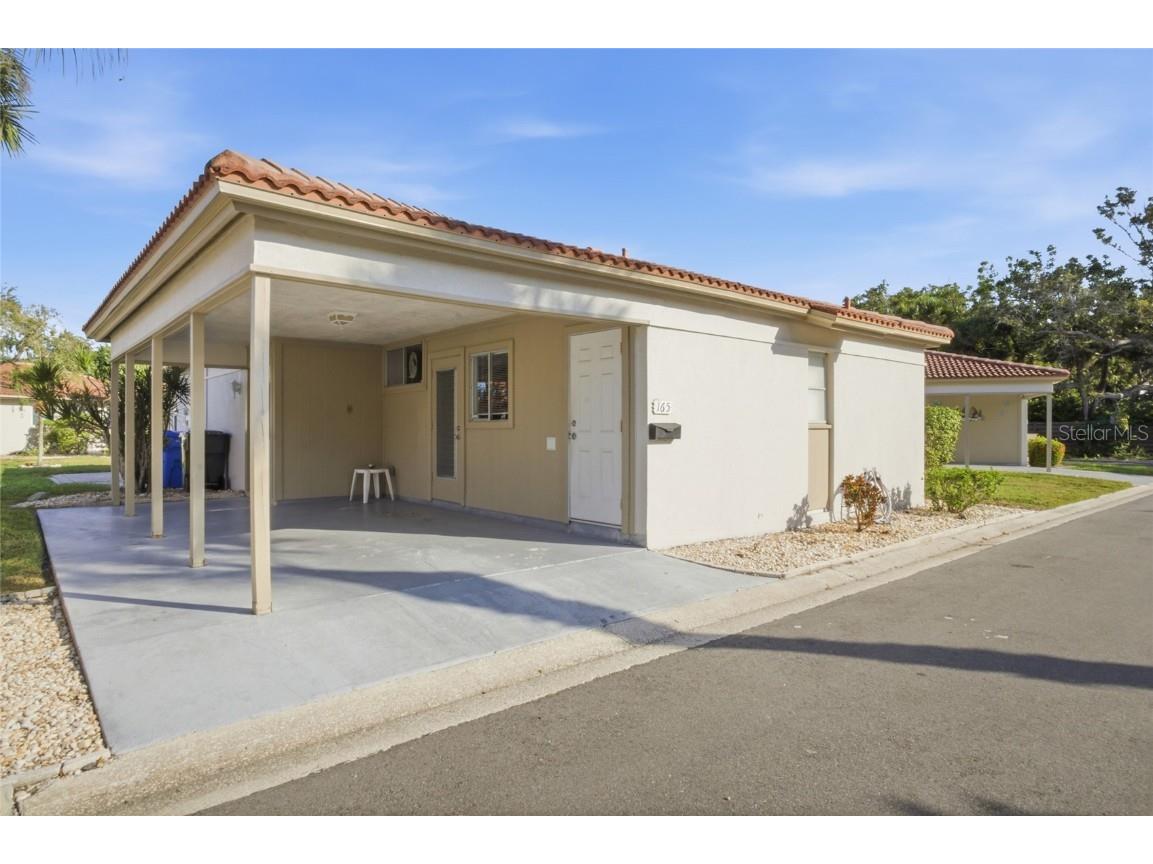 165 Vista Hermosa Circle #24A Sarasota FL 34242 N6141789 image1
