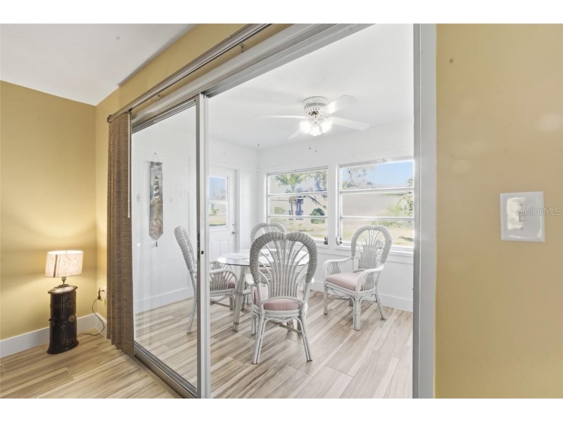 165 Vista Hermosa Circle #24A Sarasota FL 34242 N6141789 image10