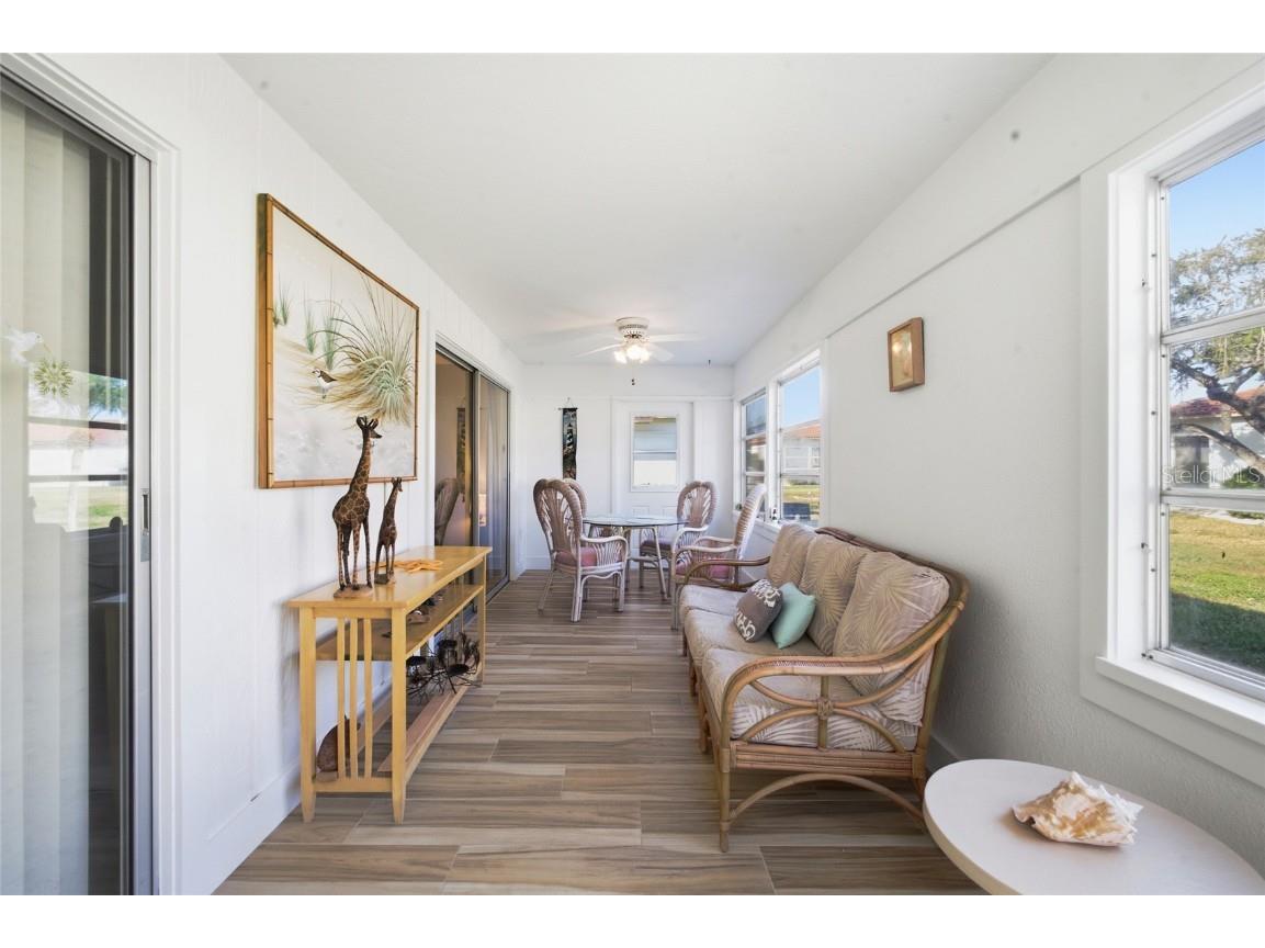 165 Vista Hermosa Circle #24A Sarasota FL 34242 N6141789 image14