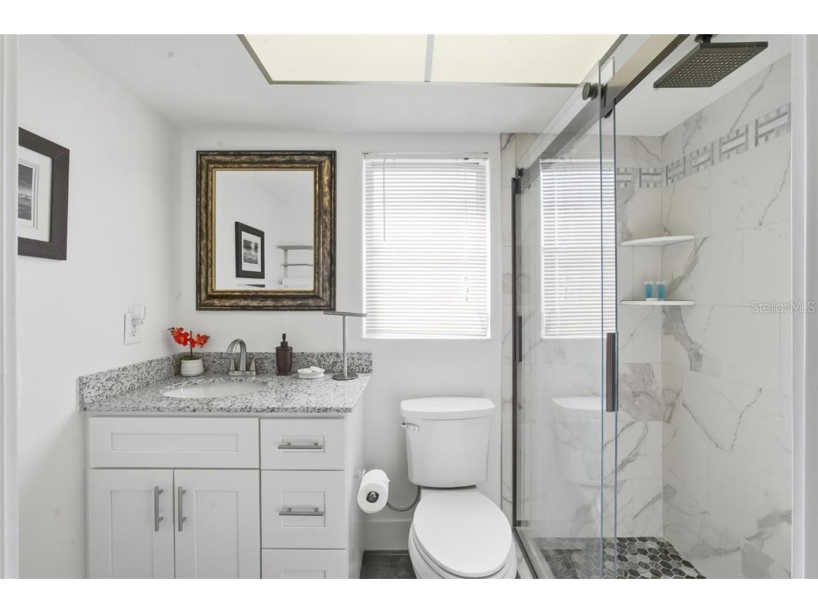 165 Vista Hermosa Circle #24A Sarasota FL 34242 N6141789 image20