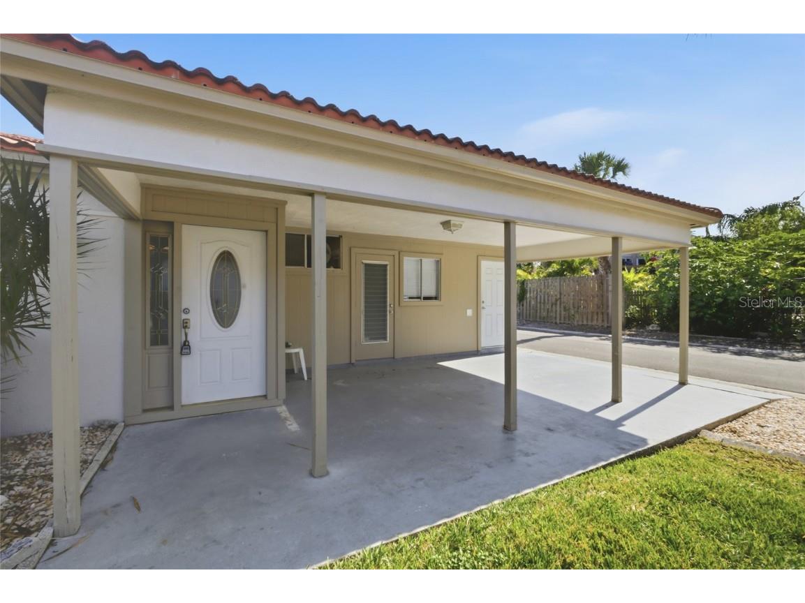 165 Vista Hermosa Circle #24A Sarasota FL 34242 N6141789 image22