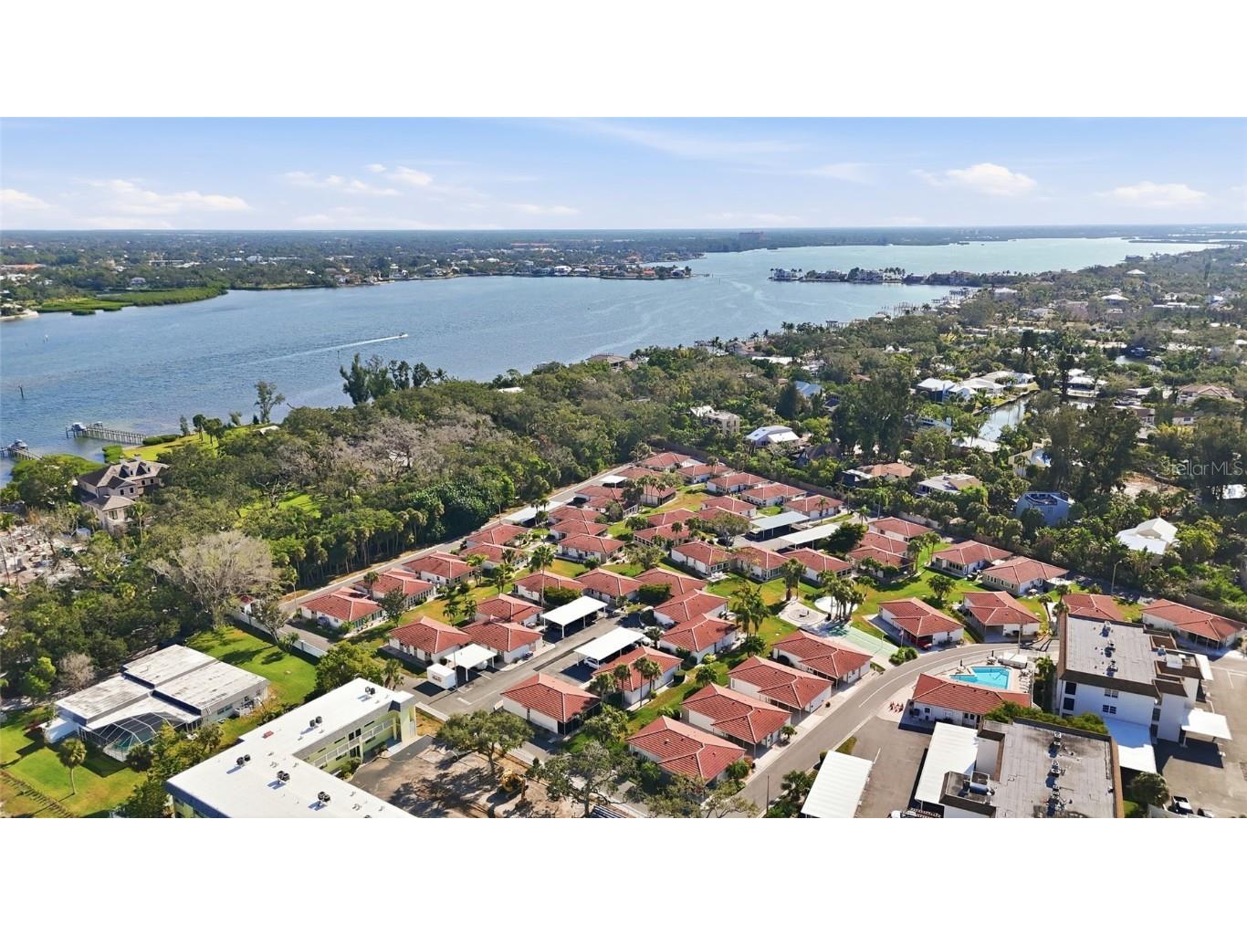 165 Vista Hermosa Circle #24A Sarasota FL 34242 N6141789 image33