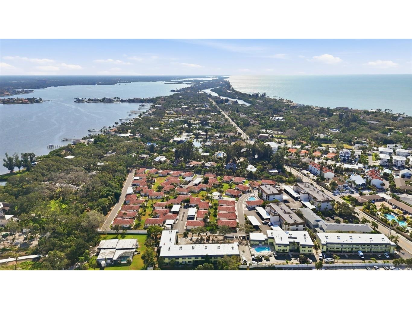 165 Vista Hermosa Circle #24A Sarasota FL 34242 N6141789 image34