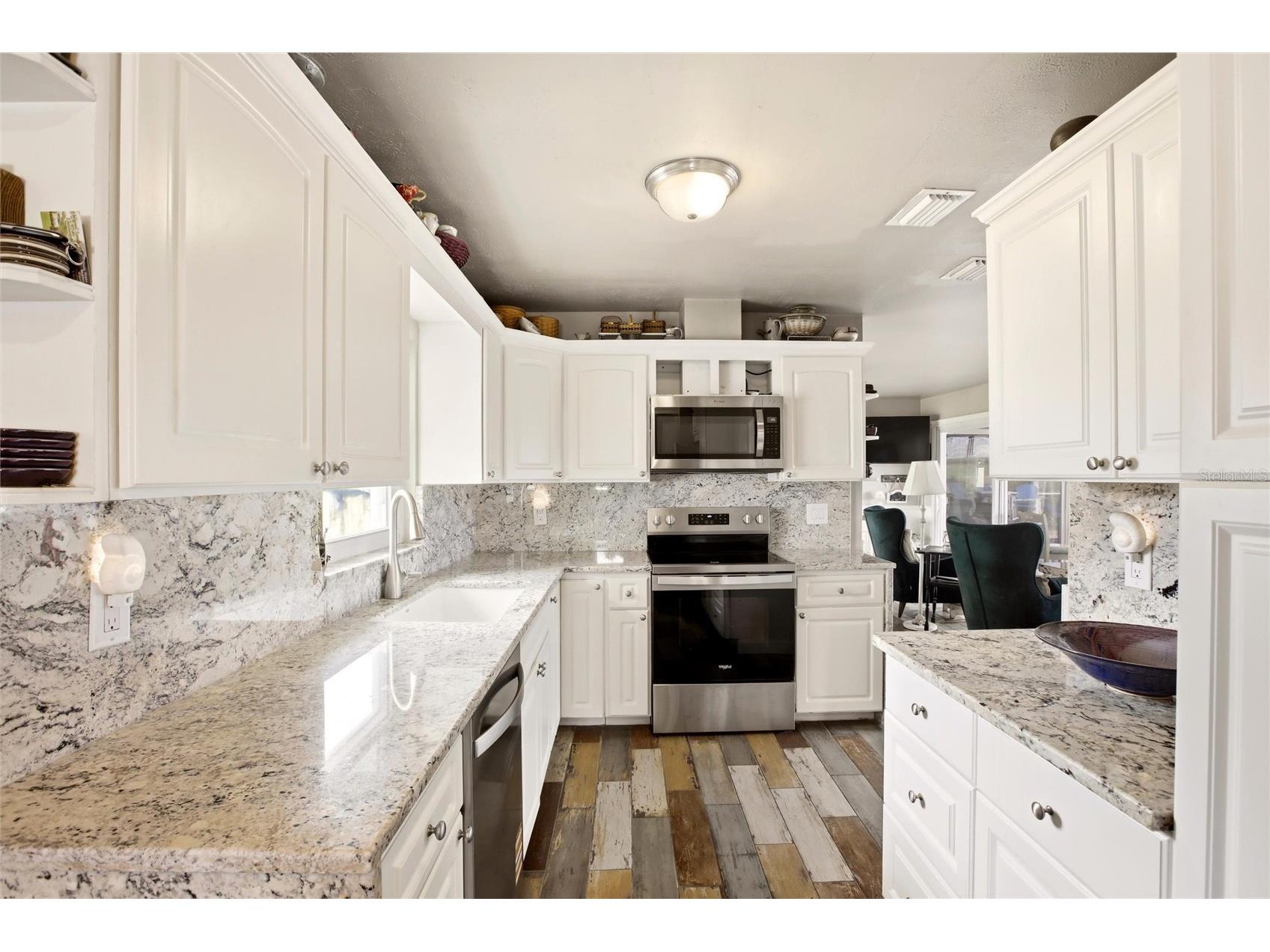 165 W Tarpon Boulevard NW Port Charlotte FL 33952 C7524582 image19
