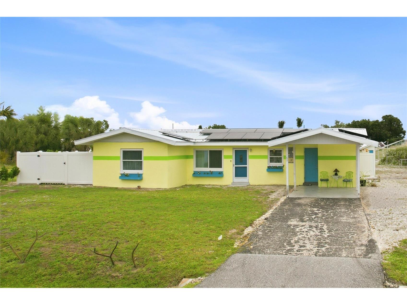 165 W Tarpon Boulevard NW Port Charlotte FL 33952 C7524582 image2