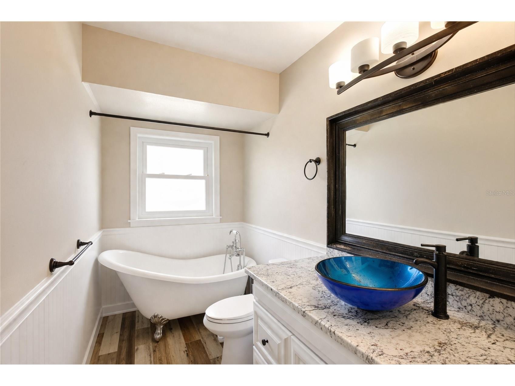 165 W Tarpon Boulevard NW Port Charlotte FL 33952 C7524582 image27