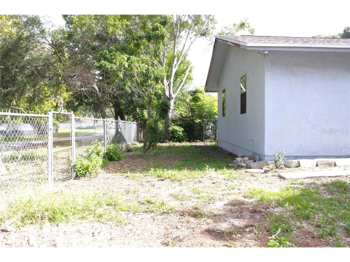 1650 12th Street SW Largo FL 33778 W7877843 image60